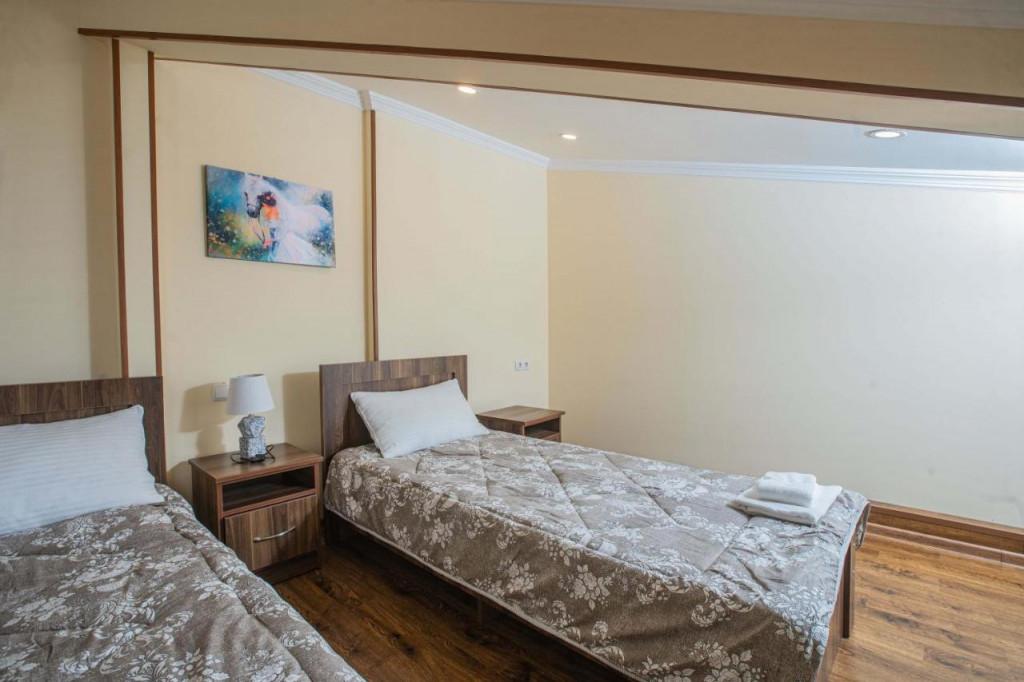 თელავ ჰოლი