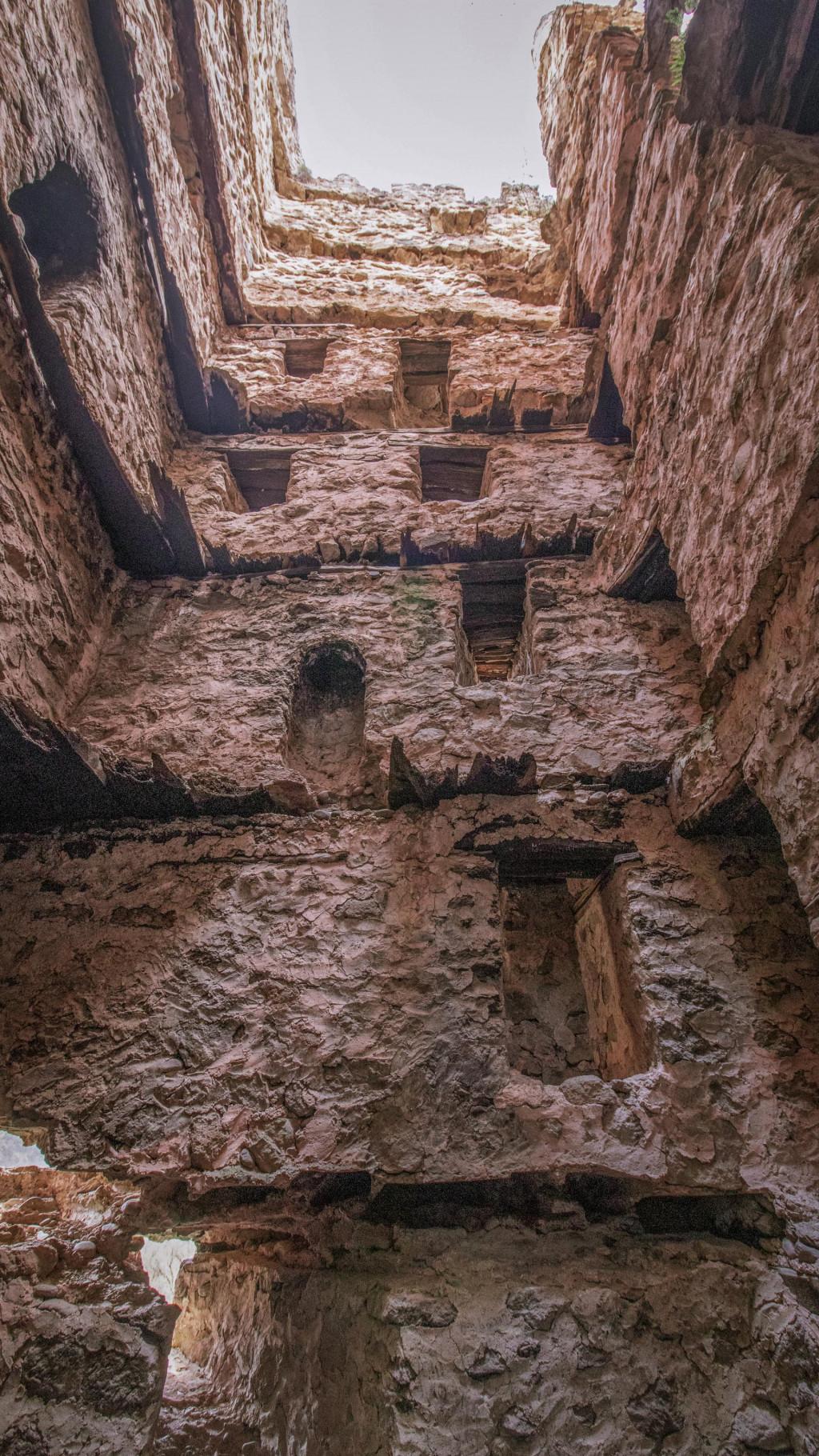 ხულუტის ციხე Khuluti Fortress
