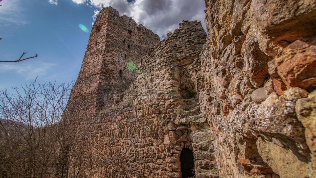 ხულუტის ციხე Khuluti Fortress