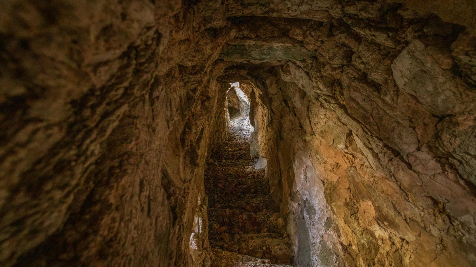 ხულუტის ციხე Khuluti Fortress