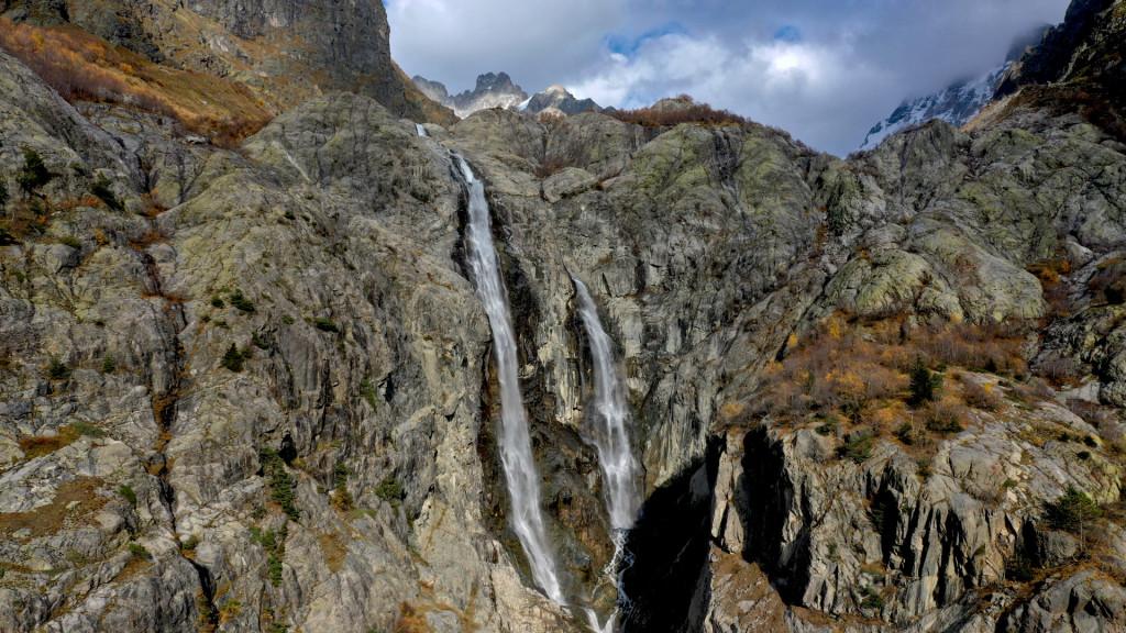 უშბის ჩანჩქერი