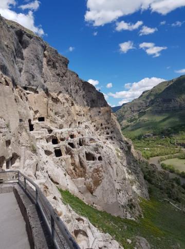 Vardzia Caves