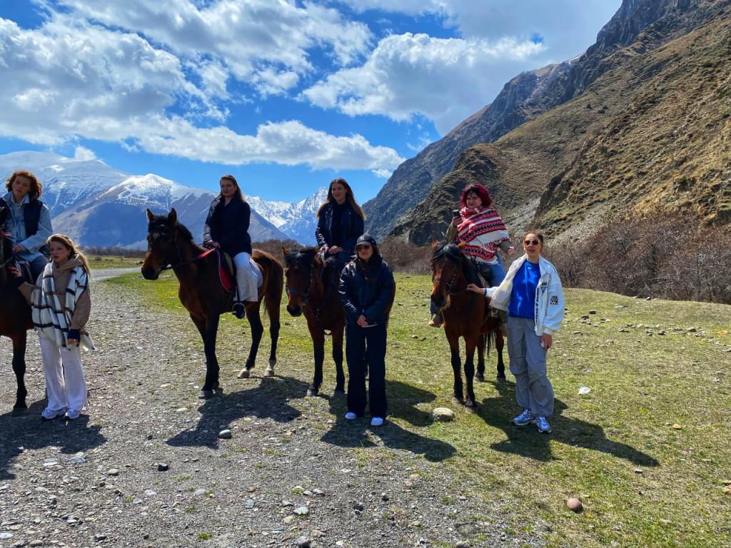 ცხენტური ყაზბეგში